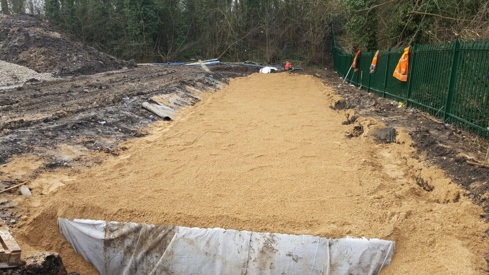 Prepared aggregate base for the SuDS storage tank