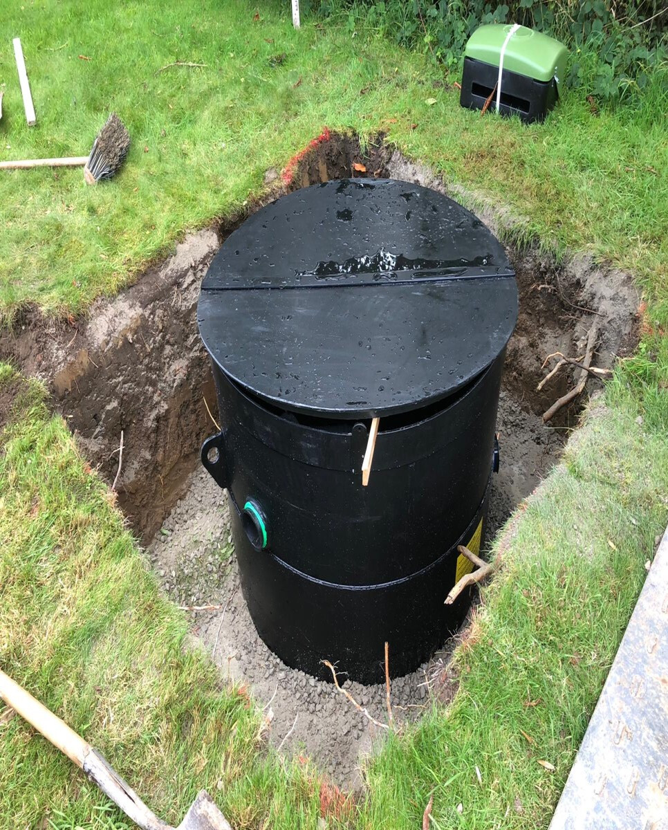 Black treatment tank installation